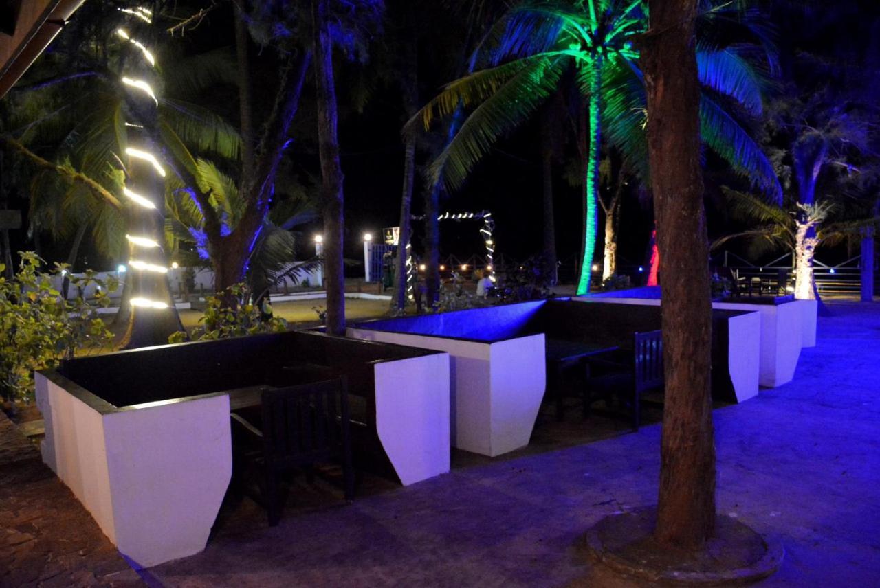 ארוגם Tsunami Beach Hotel מראה חיצוני תמונה