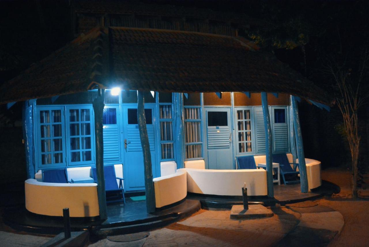 ארוגם Tsunami Beach Hotel מראה חיצוני תמונה