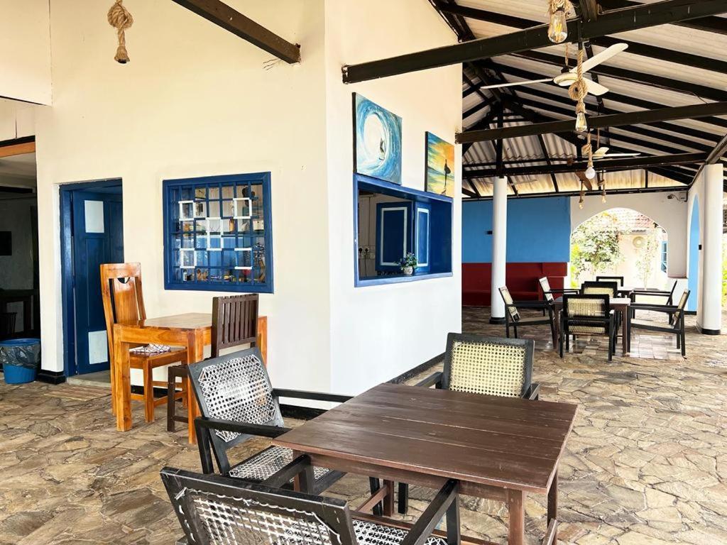 ארוגם Tsunami Beach Hotel מראה חיצוני תמונה